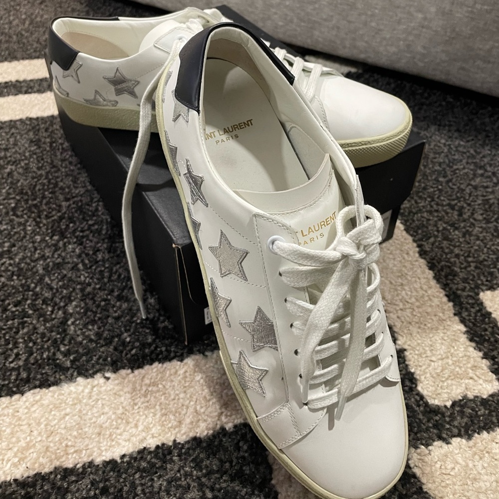 Saint Laurent Women's Court Classic SL/06 California Low Top Sneakers | Size 40